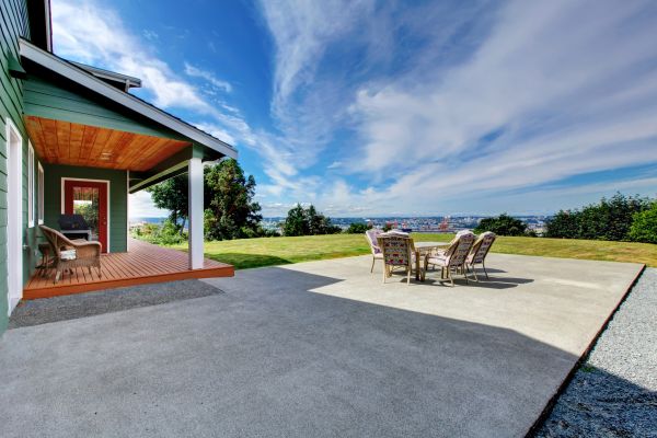 Cost of Backyard Paving in Englewood