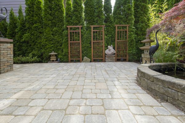 Cost of Backyard Hardscape Service in Englewood